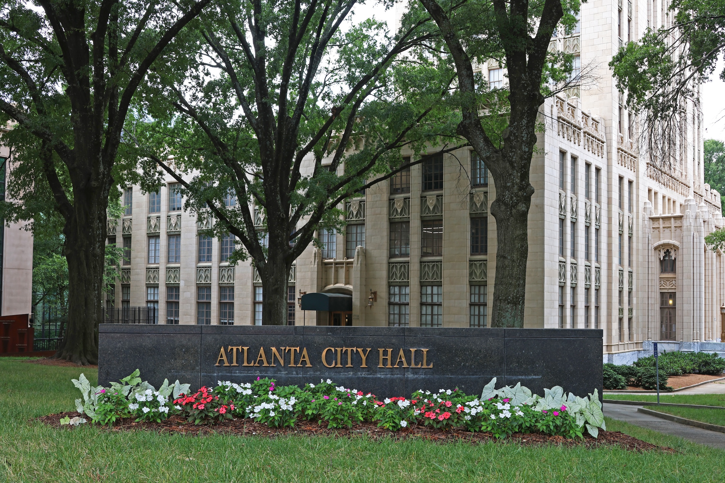 City Council puts $2.9 million toward surveying Atlanta's remaining unpaved streets