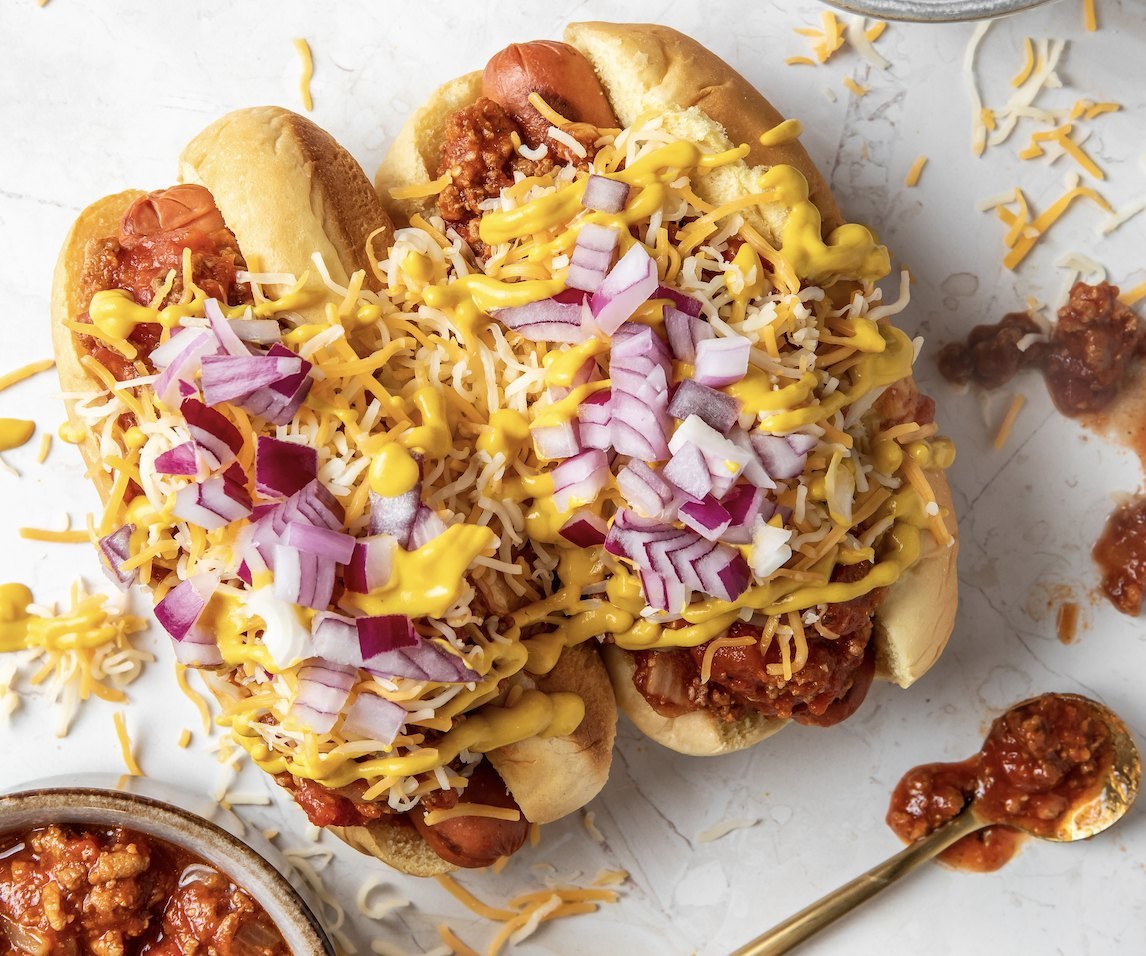 Pepper's Hotdogs gourmet hot dogs, opening in downtown Atlanta's Flatiron Building