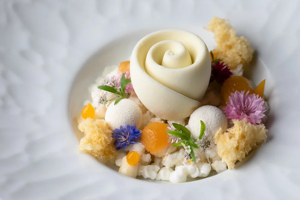 Seven Restaurants and a 976-Room Hotel: Inside Signia by Hilton