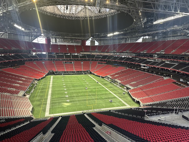 Gullwing Club at Mercedes-Benz Stadium