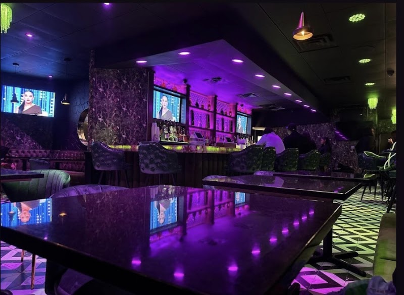 Utopia Restaurant & Lounge